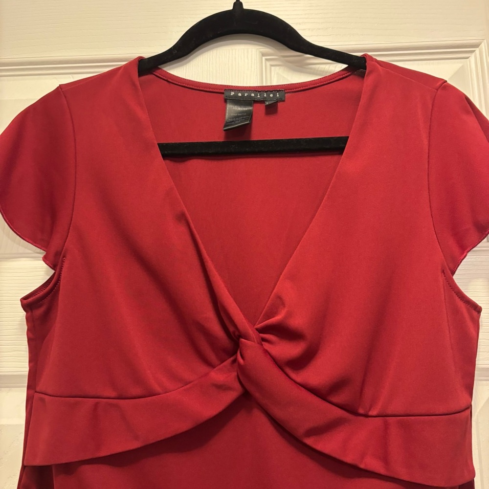 Y2K Burgundy Women's Top with Flutter Sleeves & Flattering Silhouette - Picture 2 of 8